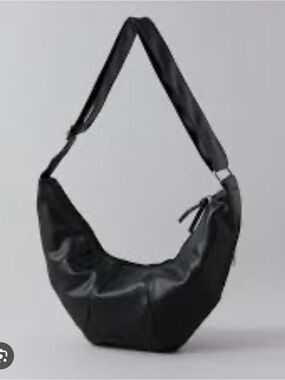 American Eagle Outfitters Black Crescent Shoulder Bag in Vegan Leather